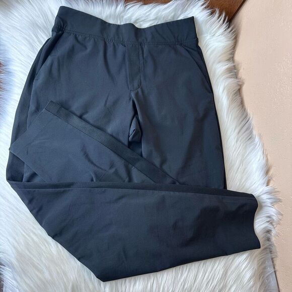 Athleta Brooklyn Mid Rise Ankle Pant Black UPF 40 Size 0 - Picture 10 of 11